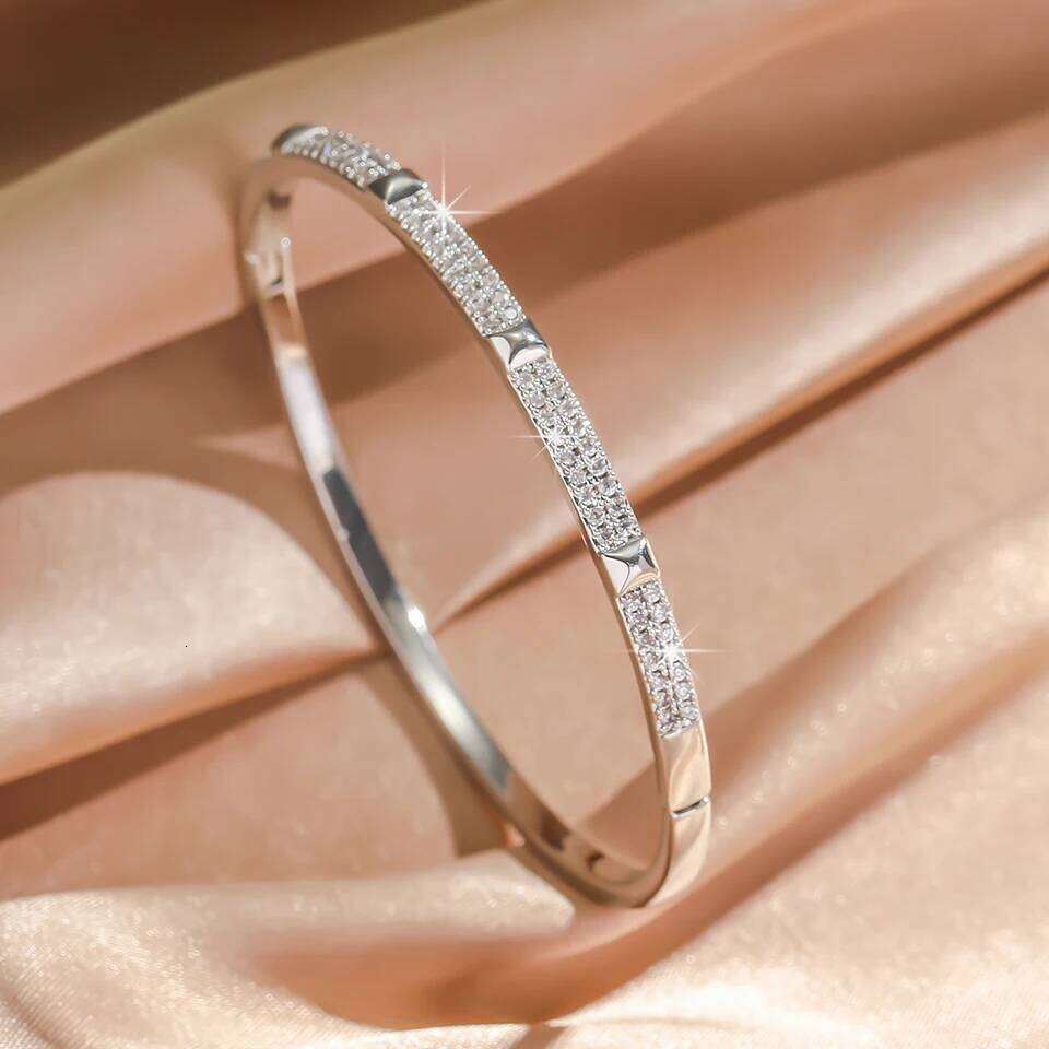 Yupsk Fashion Cross X Shaped Inlaid Zirconia Bracelet for Women Shiny Zircon Minimalist Bangles Luxury Jewelry Gifts Z260123