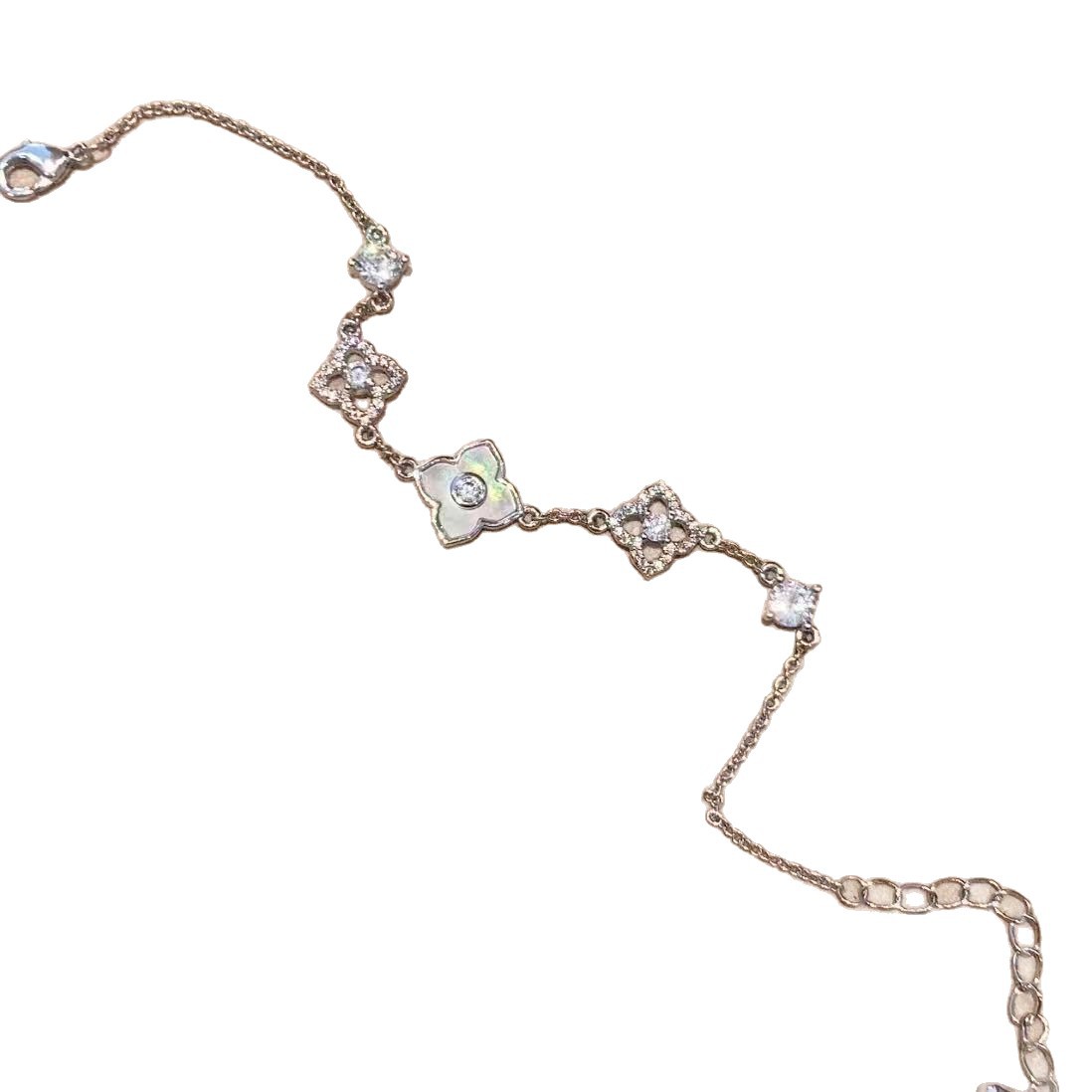 Minimalist Zircon Mother-of-Pearl Flower Exquisite Elegant Daily Commute Versatile Bracelet Light Luxury High-End Feel Jewelry - view 6