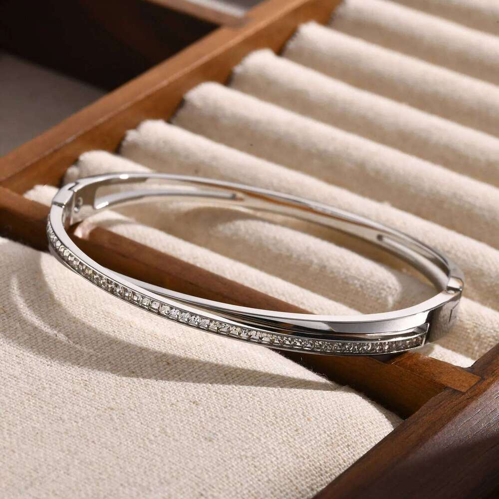 New Style Crossover Zirconia Bracelet Bangle for Women Sparkly Bridesmaid Wedding Jewelry Gifts Z260123
