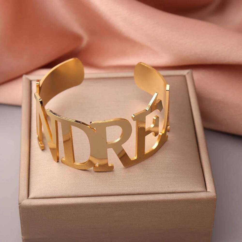 Punk stainless steel big bracelet women personalized custom name golden jewelry Christmas metal 2023 new gift Z260123
