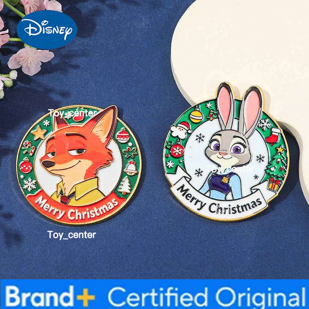 Disney Cute Anime Cartoon Christmas Series Animal Badge Creative Fashion Brooch Pin Backpack Collar Jewelry Gift H260123