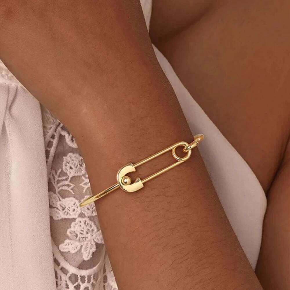 YILUOCD Gold-plated Safety Pin Hook Bracelet for Women Simple Thin Cuff Bangle Love Friendship Minimalist Jewelry Z260123
