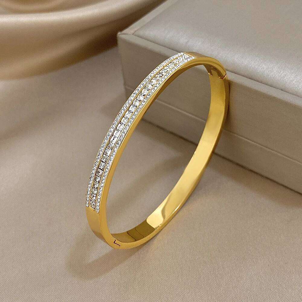 Luxury Micro Inlaid Zircon Bracelet for Women Trendy Gold Plated Stainless Steel Cuff Bangle Bracelets Waterproof Jewelry Z260123