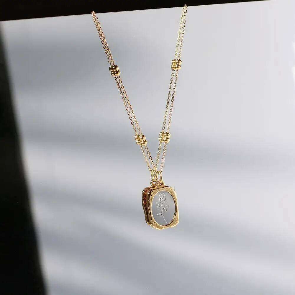 Stainless Steel Mirror Pendant Necklace For Women Gold Color Rose Flower Charm Neck Chain Party Retro Temperament Jewelry Z260123