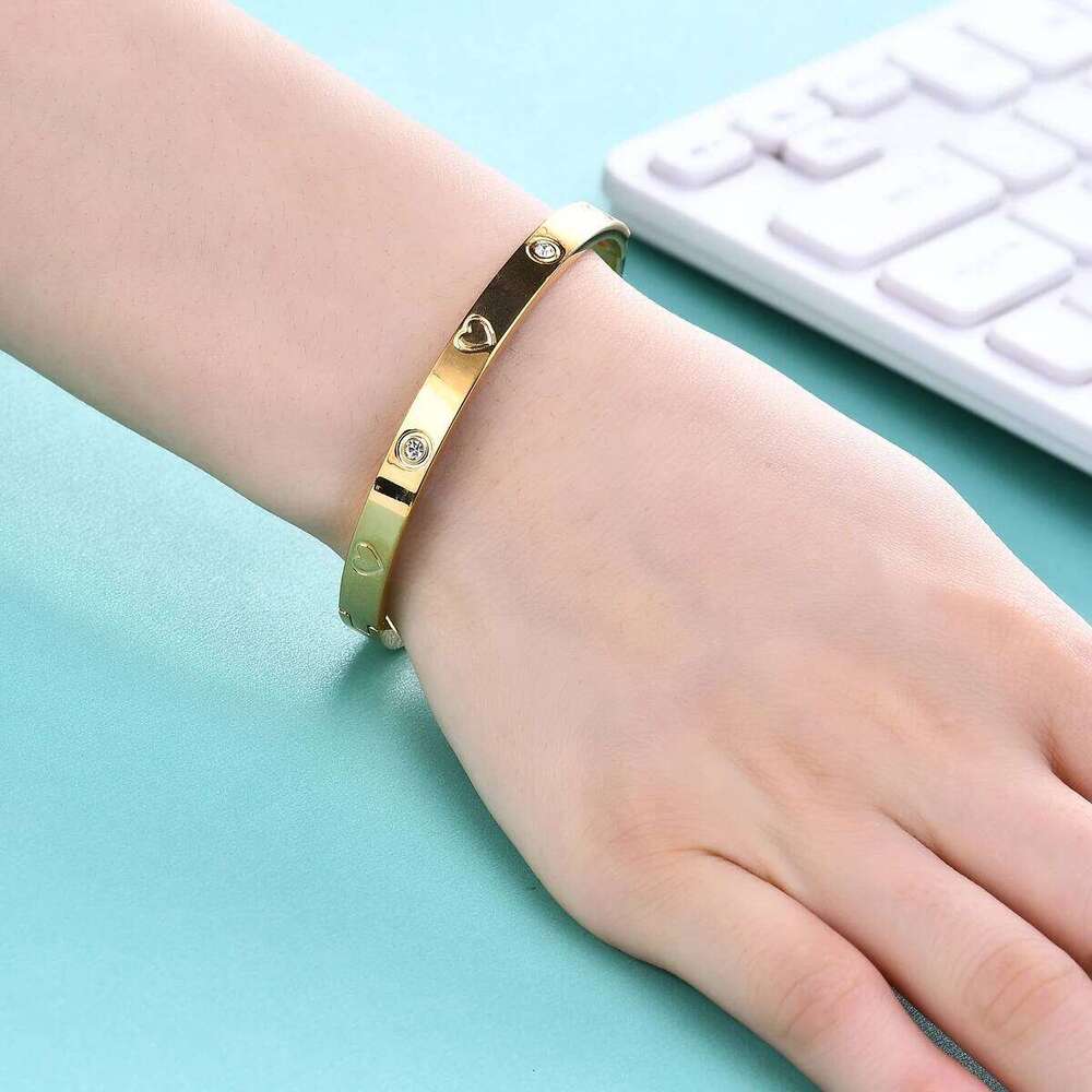 Fashion Lovers Heart Bracelet Bangle with Cubic Zirconia Women Stainless Steel Hinged Jewelry Armband For Valentine Day Gift Z260123