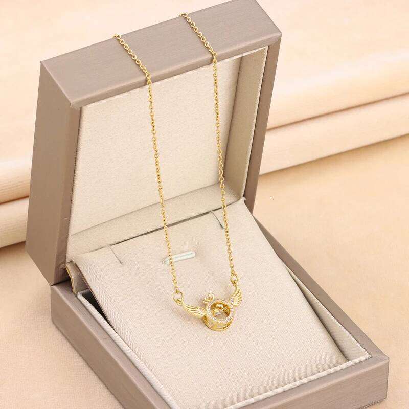 New In Romantic Beating Heart Series Wings Pendant Necklaces For Women Light Luxury Female Neck Chain Ladies Wedding Jewelry Z260123
