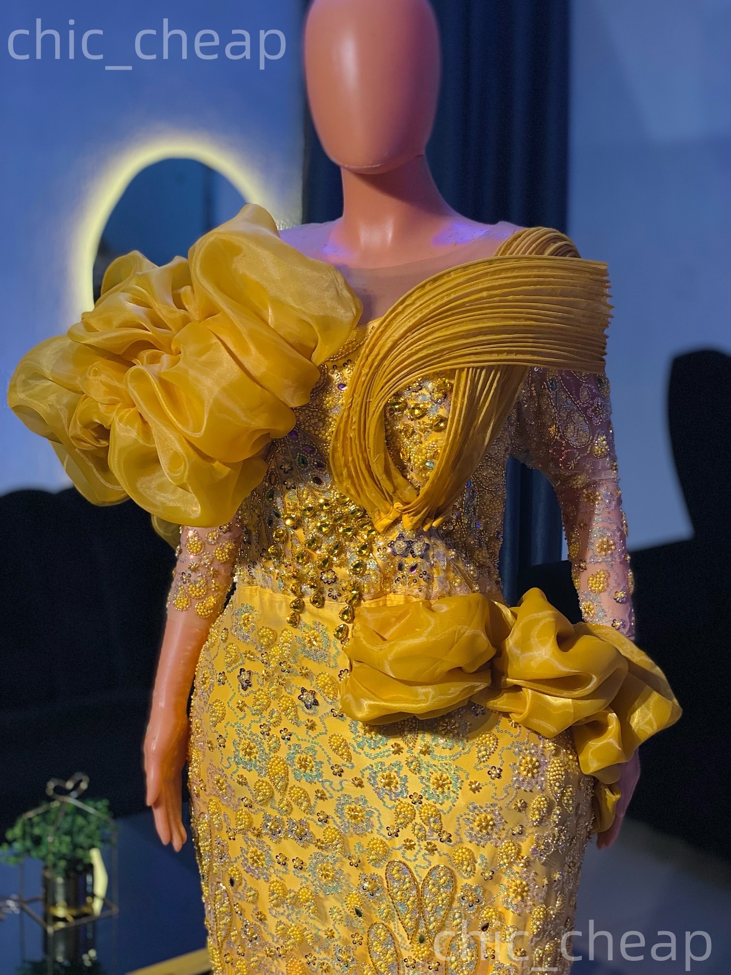 Aso Ebi Gold Sheath Prom Dresses 2026 Crystals Beaded Sequined Stylish Evening Formal Party Second Birthday Reception Gowns Dress For Special Occasion