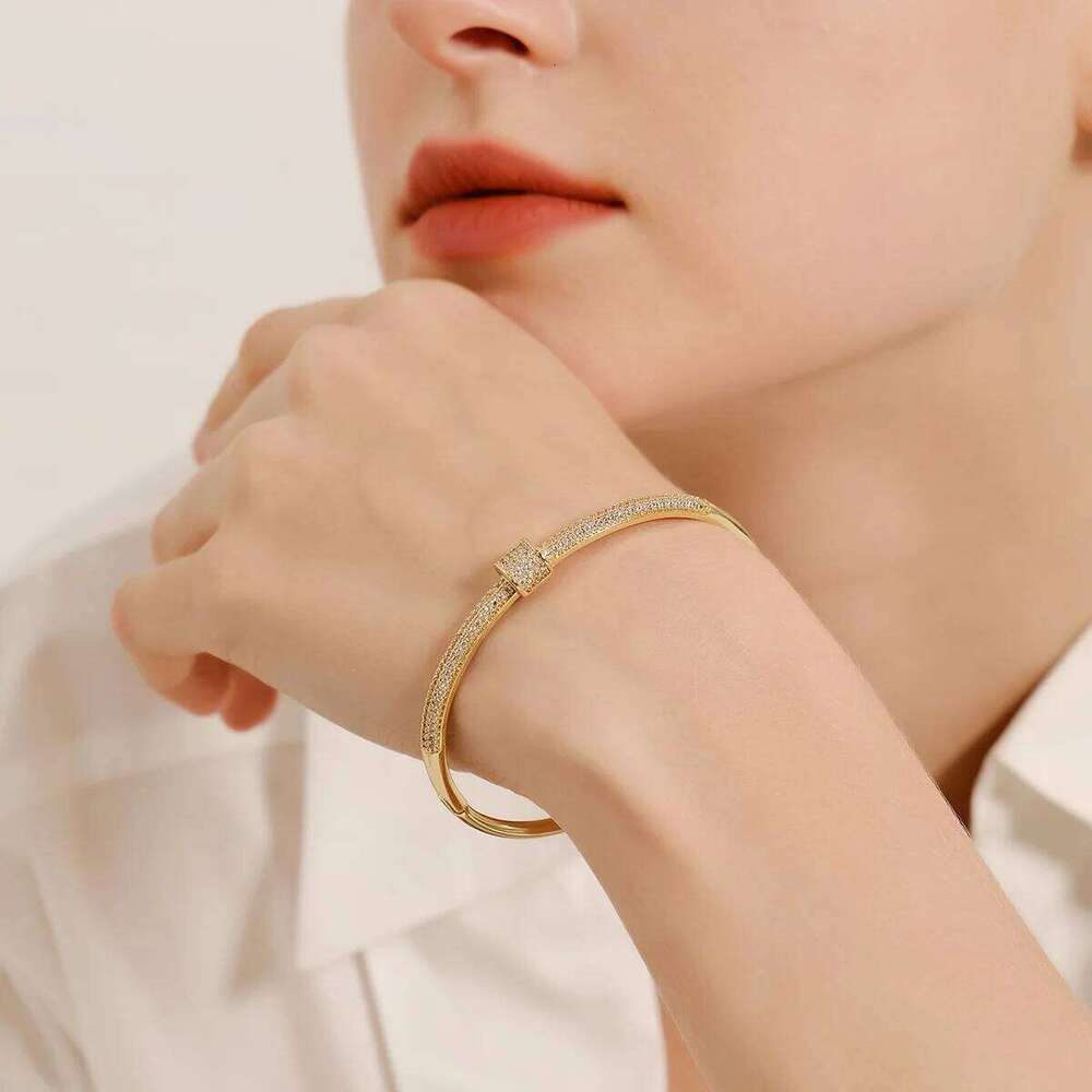 Golden Waist-Shaped Rolled-Ring Copper Zirconium Bracelet Trendy Handmade Exquisite Bangles Daily Jewelry Accessories As Gifts Z260123