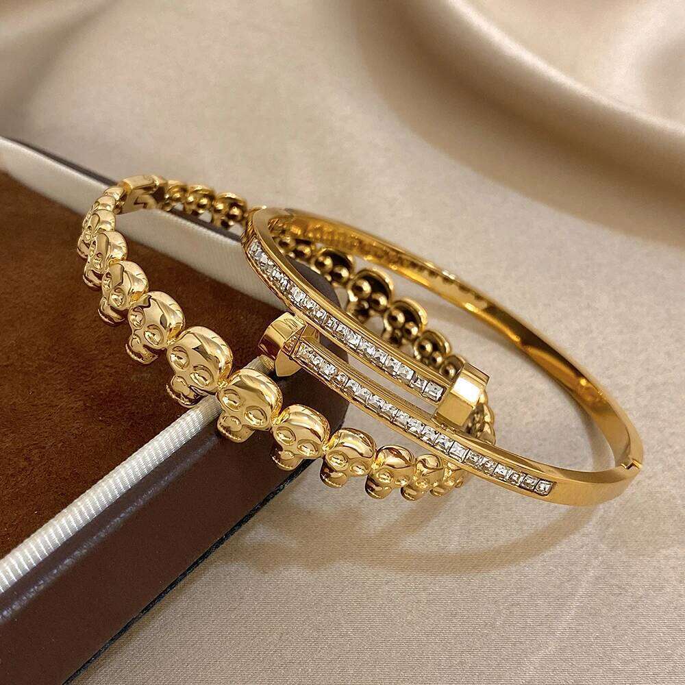 Greatera Chic Rhinestone Cross-opening Thin Bracelet Delicacy Exaggerate Skull Pattern Original Design Women's Waterproof Bangle Z260123