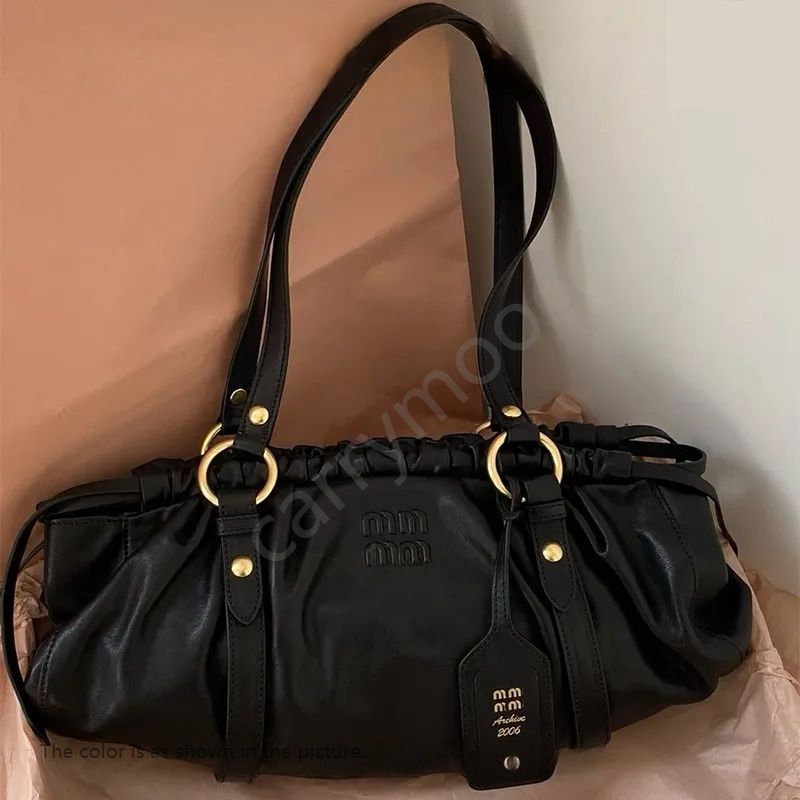 shouder bag pochette matelasse wander arcadie sac luxe designer bag pleated tote bag Plain handle bag black wander tassel underarm minimalist fashion leather bags