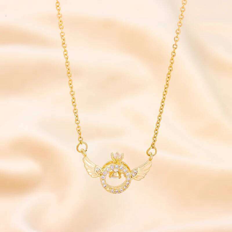 New In Romantic Beating Heart Series Wings Pendant Necklaces For Women Light Luxury Female Neck Chain Ladies Wedding Jewelry Z260123