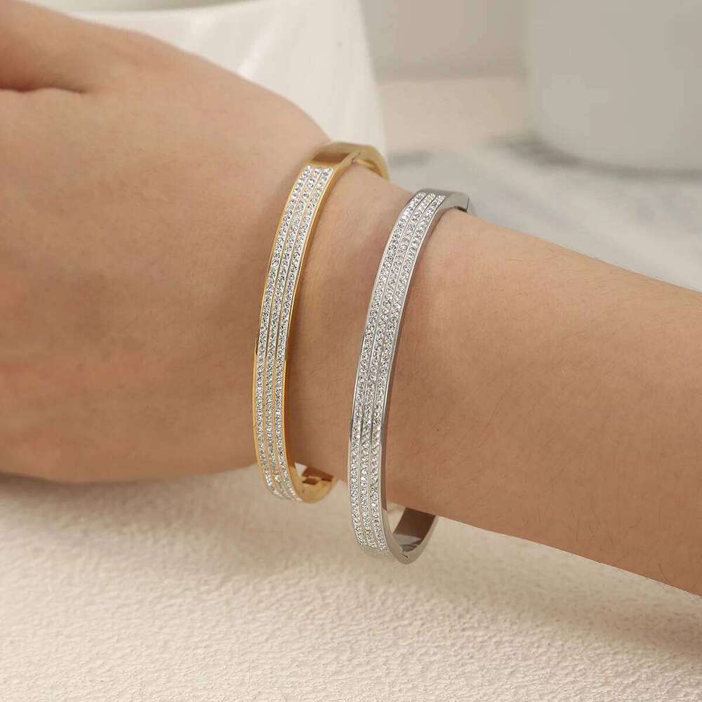 Luxury Gold Plated Bangles Hand Bracelets Women's Stainless Steel Bangle Gifts For Women Fashion Jewelry Decoration Z260123