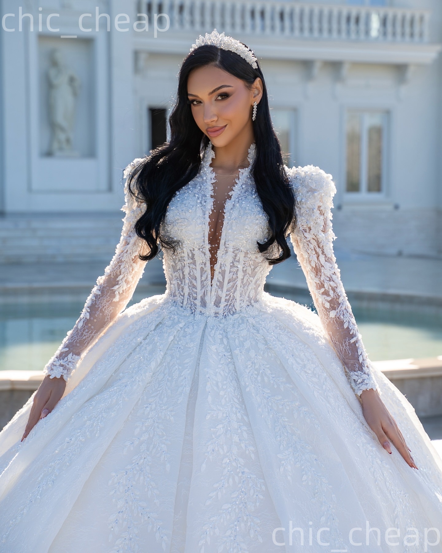 Gorgeous 2026 Ivory Ball Gown Wedding Dress Floral Lace Appliques Beaded Full Sleeves High Neck Vintage Bridal Gowns Dresses ZJ2390