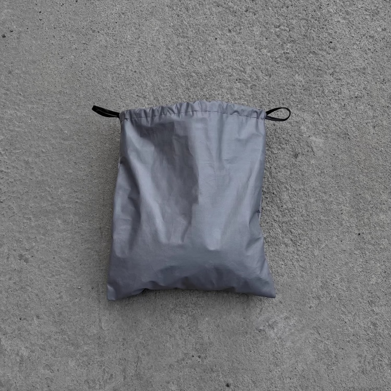2026 FW Shopper Dust Bag Grey Fine grained Leather Handbag Garbage Bag Bag Bag Handbag Fashion Show Style Abstract Street Style