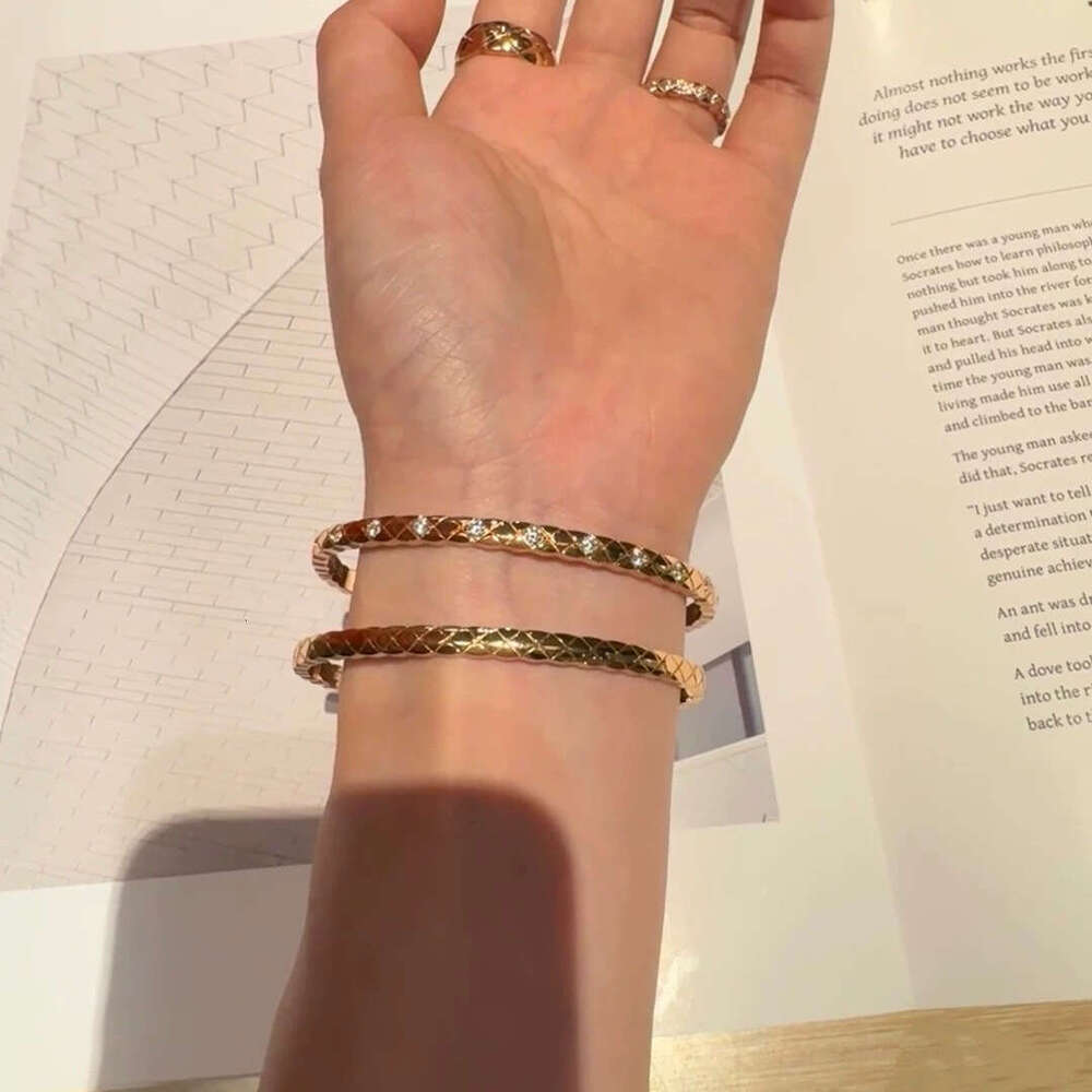 High Version & V Gold Coco Diamond-Encrusted Full Diamond Couple Exquisite Simple Versatile Elegant Women's Bracelet