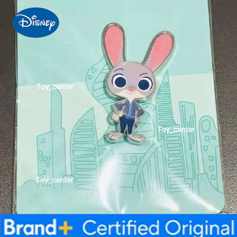 Disney New Best-selling Anime Cartoon Zootopia Collaboration Limited Edition Metal Brooch Badge Holiday Gift H260123
