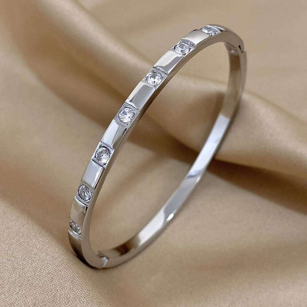 AENSOA Simple Classic New Gold Plated Stainless Steel Inlaid Square Rhinestone Bangle Bracelet Charm Waterproof Jewelry Z260123