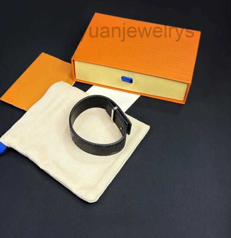 Mens bracelet designer bangle simple leather women bracelets old flower casual jewlery designer for women simple luxury bracelet designer with box faf250