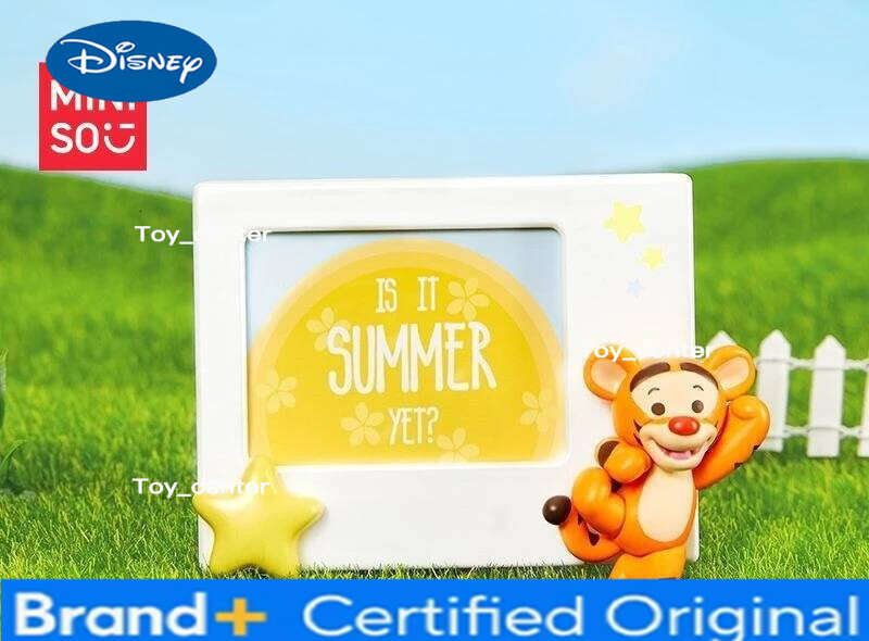 Disney MINISO Winnie the Pooh Polaroid Series Figurine Blind Box Photo Frame Decoration Ornament H260123