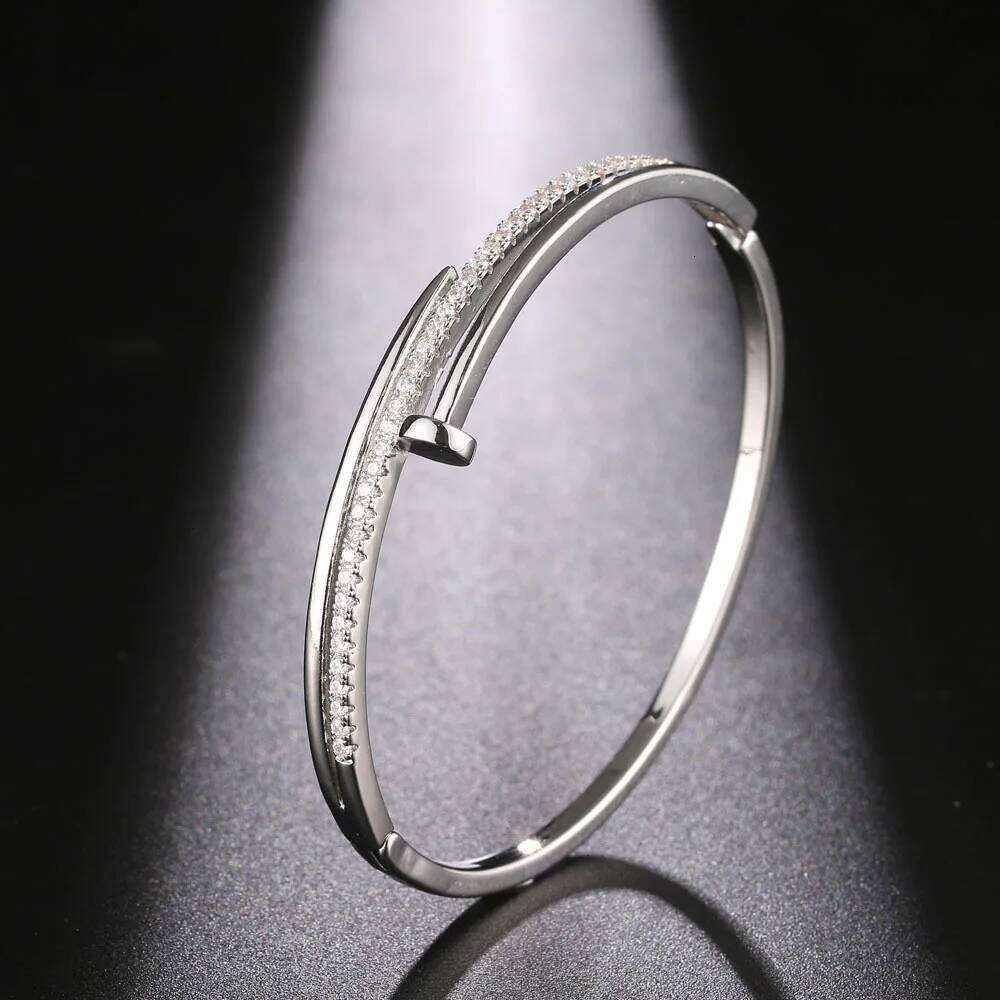 Luxury Brand Nail Open Bracelets Female Temperament Simple Trendy Bracelet Stainles Steel Screw Bangle for Women Gift Wholesale Z260123