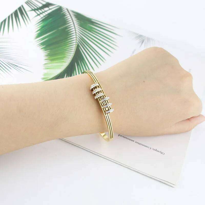 New Stainless Steel Jewelry Crystal Bracelets Half Face Hollow Design Bangle For Women's Love Gifts Wholesale Z260123