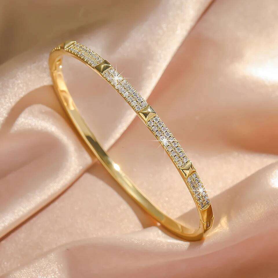 Yupsk Fashion Cross X Shaped Inlaid Zirconia Bracelet for Women Shiny Zircon Minimalist Bangles Luxury Jewelry Gifts Z260123