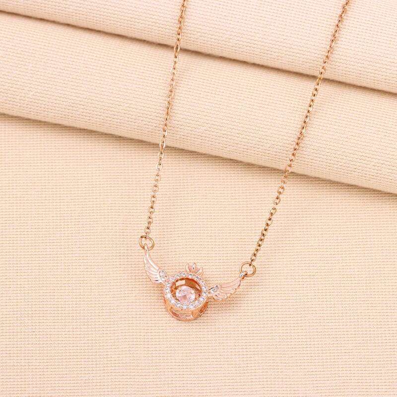 New In Romantic Beating Heart Series Wings Pendant Necklaces For Women Light Luxury Female Neck Chain Ladies Wedding Jewelry Z260123