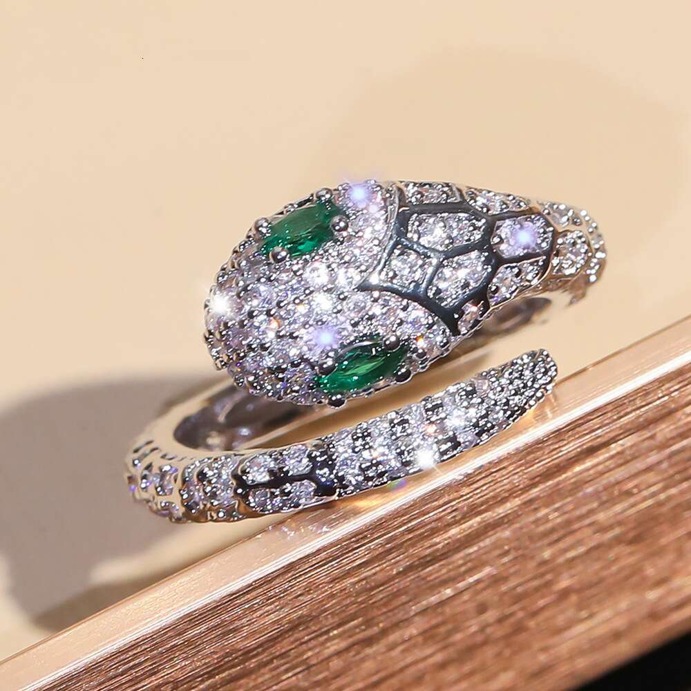 Ring Silver Plated Snake Head Design Precision Inlaid Cubic Zirconia Open Adjustable Band for Wedding Party Anniversary Gift High Quality Texture