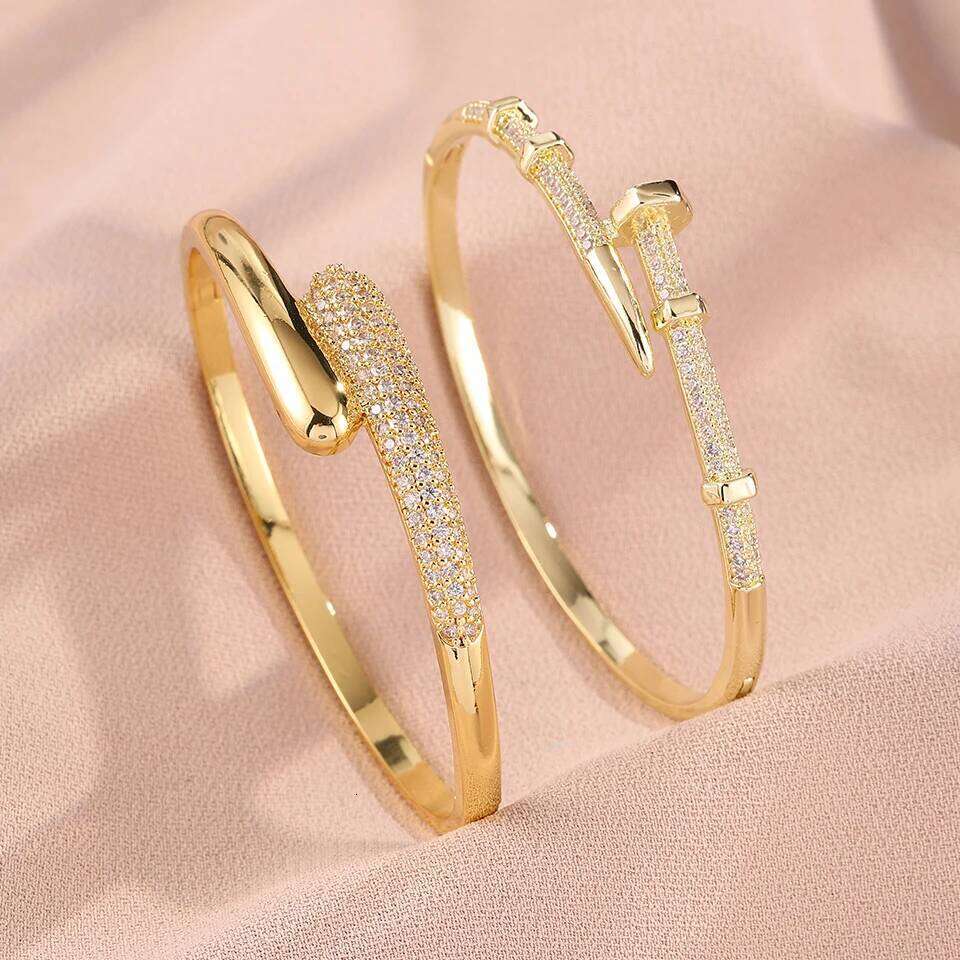 Yupsk New Niche Design Micro-intact Zircon Water Drop Open Bracelet for Women 18K Gold Plated Wedding Party Jewelry Z260123