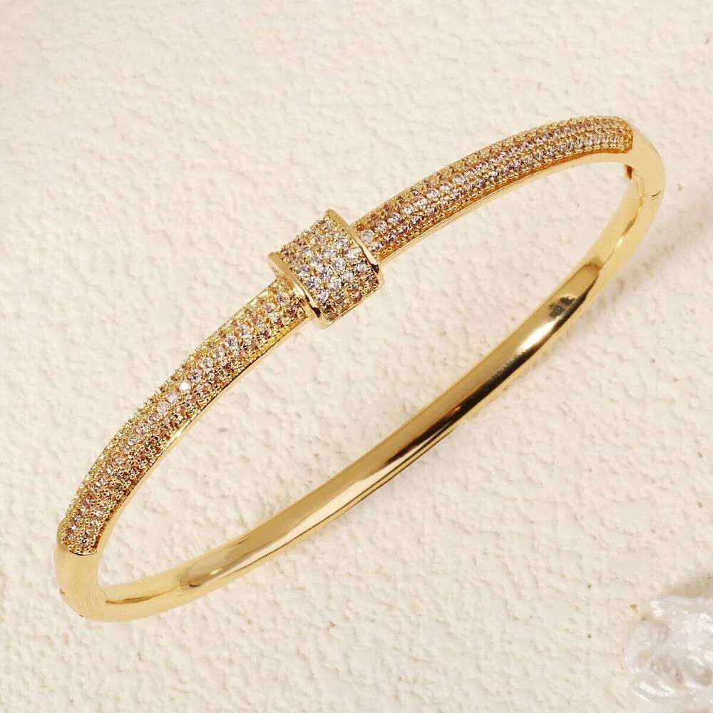 Golden Waist-Shaped Rolled-Ring Copper Zirconium Bracelet Trendy Handmade Exquisite Bangles Daily Jewelry Accessories As Gifts Z260123