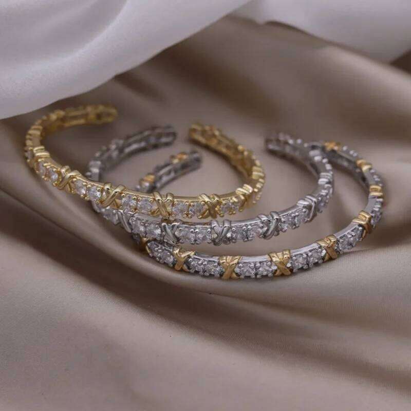 2024 French new design fashion jewelry two-color plated zircon letter X opening bracelet elegant women's daily work accessories Z260123