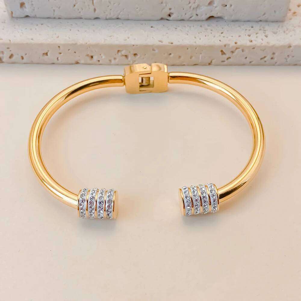 eManco High Quality Gold Plated Bangle Women's Simple Fashion Bracelets Stainless Steel Diamonds Jewelry Gifts 48 Hour Shipping Z260123
