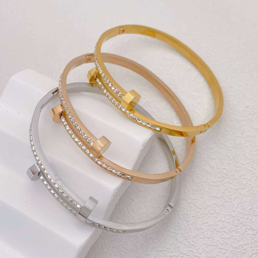 Classic Stainless Steel Punk Style Knot Charm Bangles Bracelet for Women Metal Twist Bracelets Rust-proof Wrist Jewelry Gift Z260123