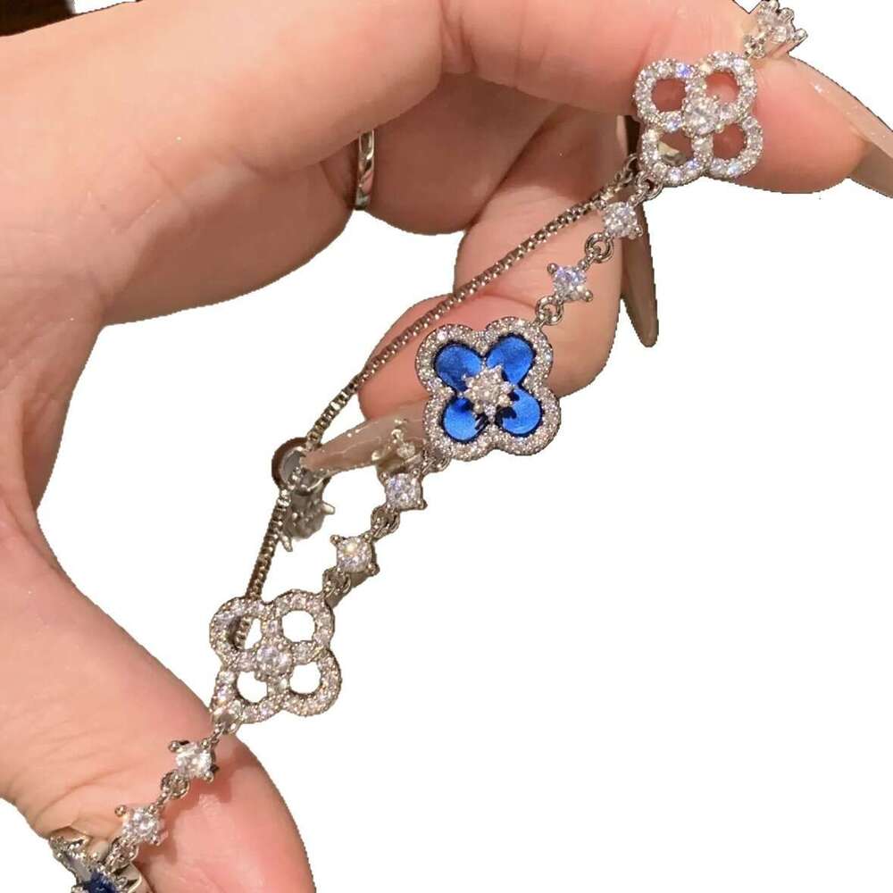 Korean and Japanese Style Zircon Rhombus Flower Adjustable Light Luxury High-end Sense Bracelet 2026 New Commuter Versatile Jewelry