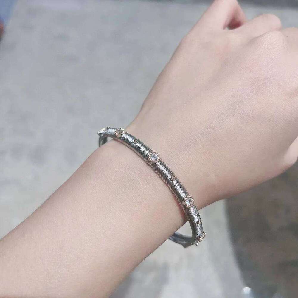 New 2024 Trend Classic Hot Sale Famous Brand Europe Party Jewelry Flower Bracelets For Women Luxury Engagement Pure 925 Sliver Z260123