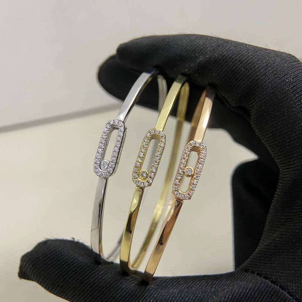 925 Sterling Silver Inlaid Sliding Zircon Women's Bracelet, A Classic Romantic Holiday Gift. Z260123