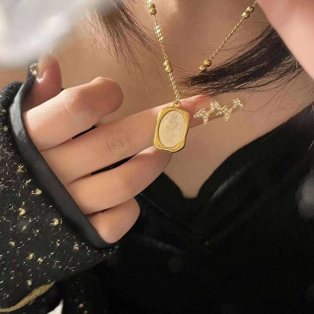 Stainless Steel Mirror Pendant Necklace For Women Gold Color Rose Flower Charm Neck Chain Party Retro Temperament Jewelry Z260123