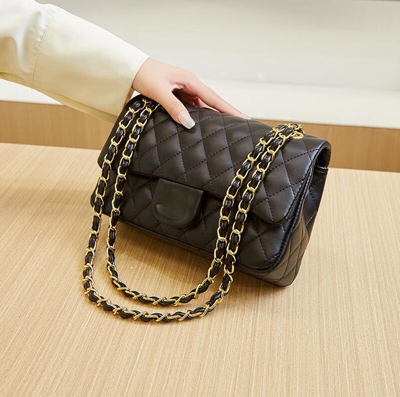 Designer Bags women Bag Plaid Flap 5A CF Caviar Shouder Handbag Gold Silver Chain Leather Gold Letter Solid Color Buckle Square Stripe Lady Messenger bag A88