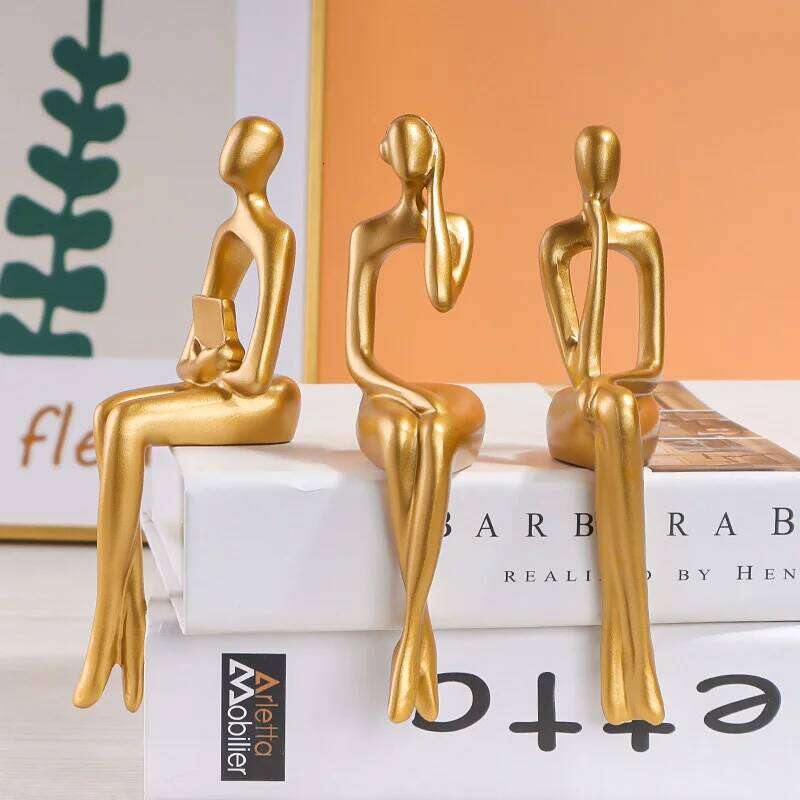 Three-piece Set of Art Figurines Desktop Decoration, Suitable for & Study Desk or Bookshelf Decoration