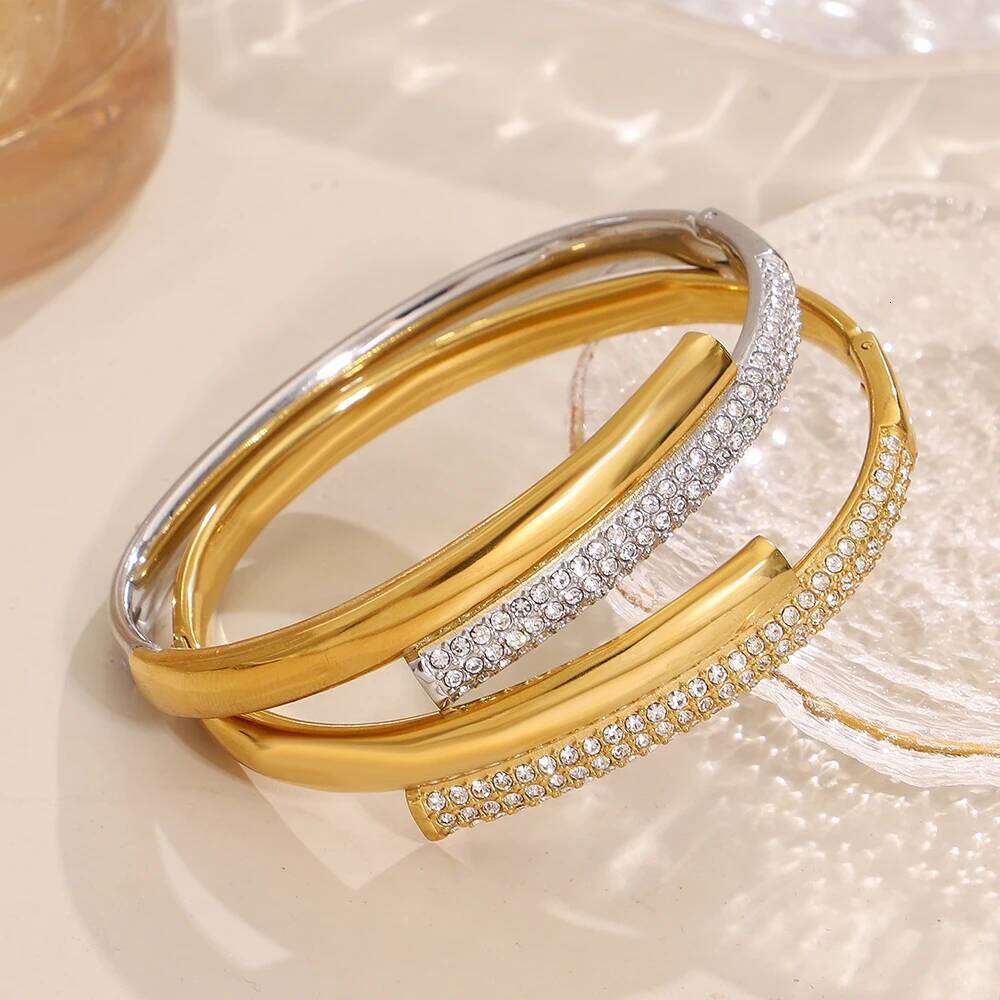 Greatera Overlapping Rhinestone Inlaid Women's Cuff Bracelet Two Tone Personality Stainless Steel Exaggerate Bangle Party Gifts Z260123