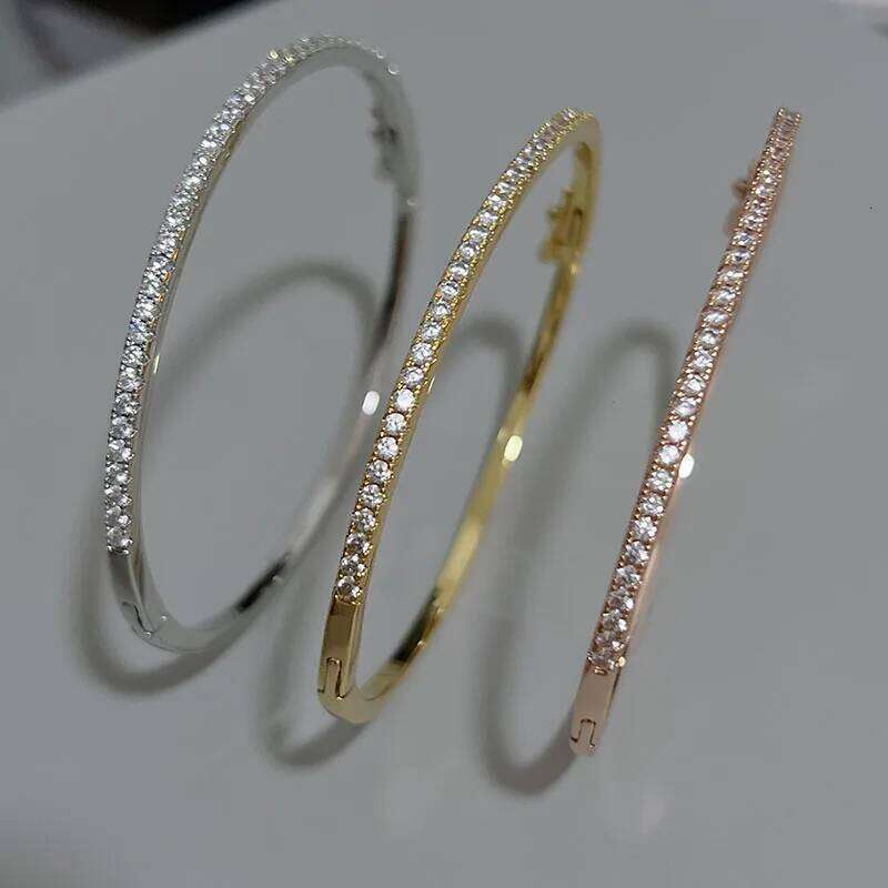 Top Quality Fashion Lovely Pure Sterling 925 Silver For Women Design Bangle Cute Diamond Party Gift Jewelry Size6 Z260123