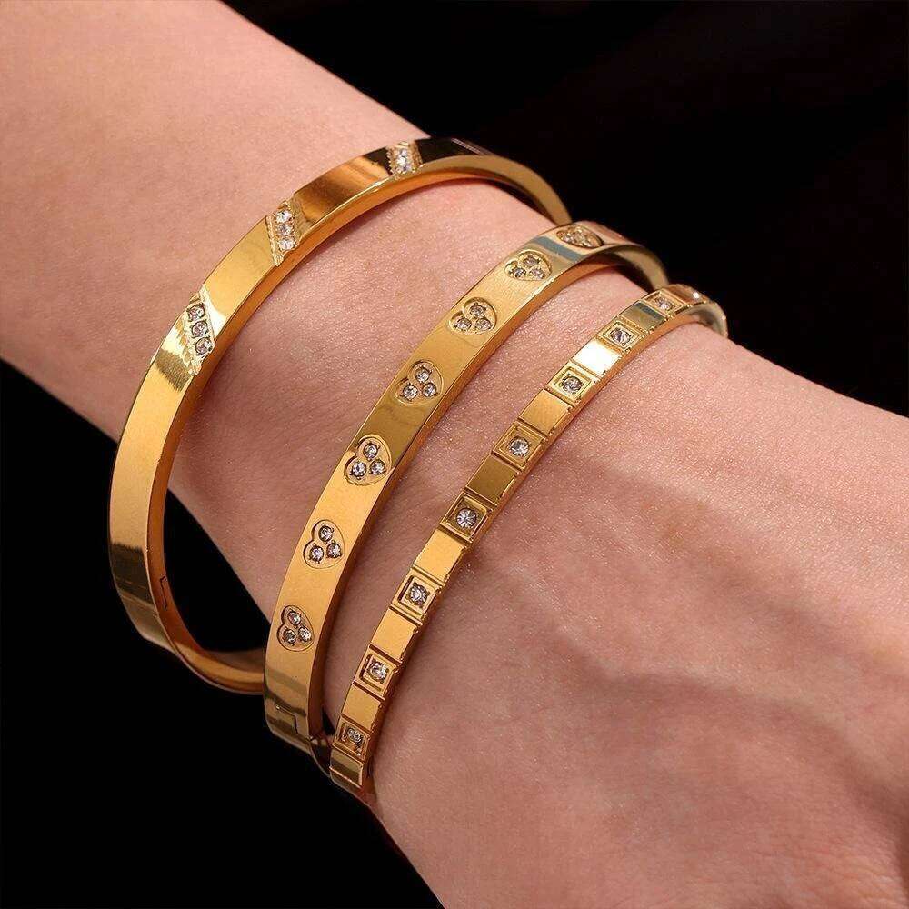 Stainless Steel Geometrically Exquisite Zircon Bracelet Bangle France PVD Gold Plated High Quality Summer Wrist Charm Jewelry Z260123