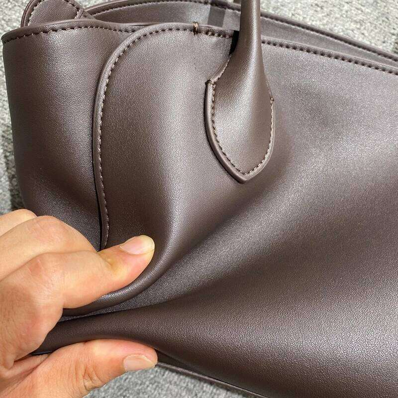 Luxury Shoulder Bags Totes Hobo Designer Shoulder Bag Handbag Women S Brand New Cowhide Large Capacity Armpit SENYY