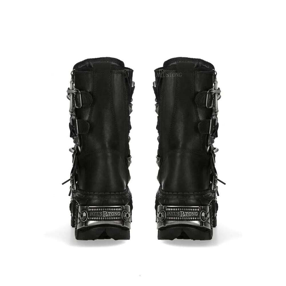 Thick Sole Metal Studded Chain Motorcycle 2026 New Round Toe Street Punk Rock Fashion Sporty Casual Y2K Gothic Boots