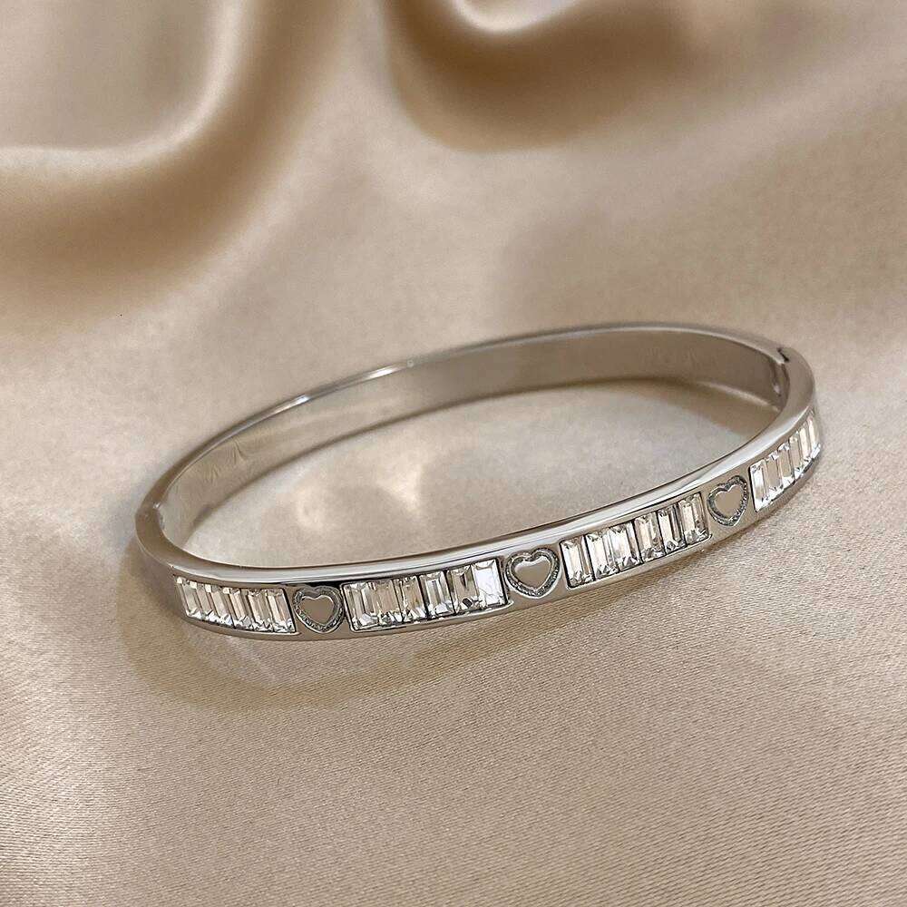 Stainless Steel Bracelets for Women Men Square Zircon Gold-Plated Love Heart Open Cuff Bangles Statement Wrist Jewelry Gift Z260123