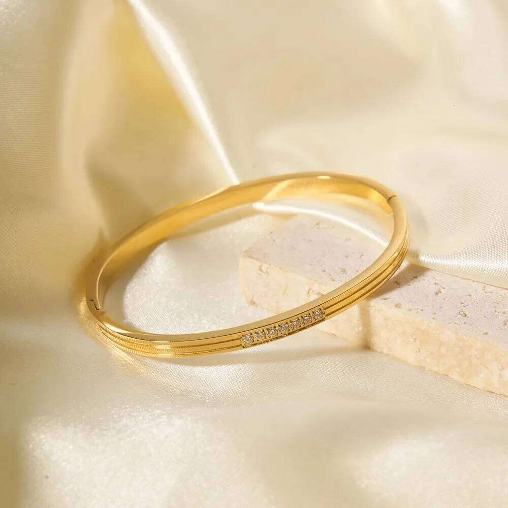 eManco Striped Rhinestone Bangle Stacking Bracelet Women's Jewelry Anniversary Gift Couple Bracelets 48 Hour Shipping Z260123