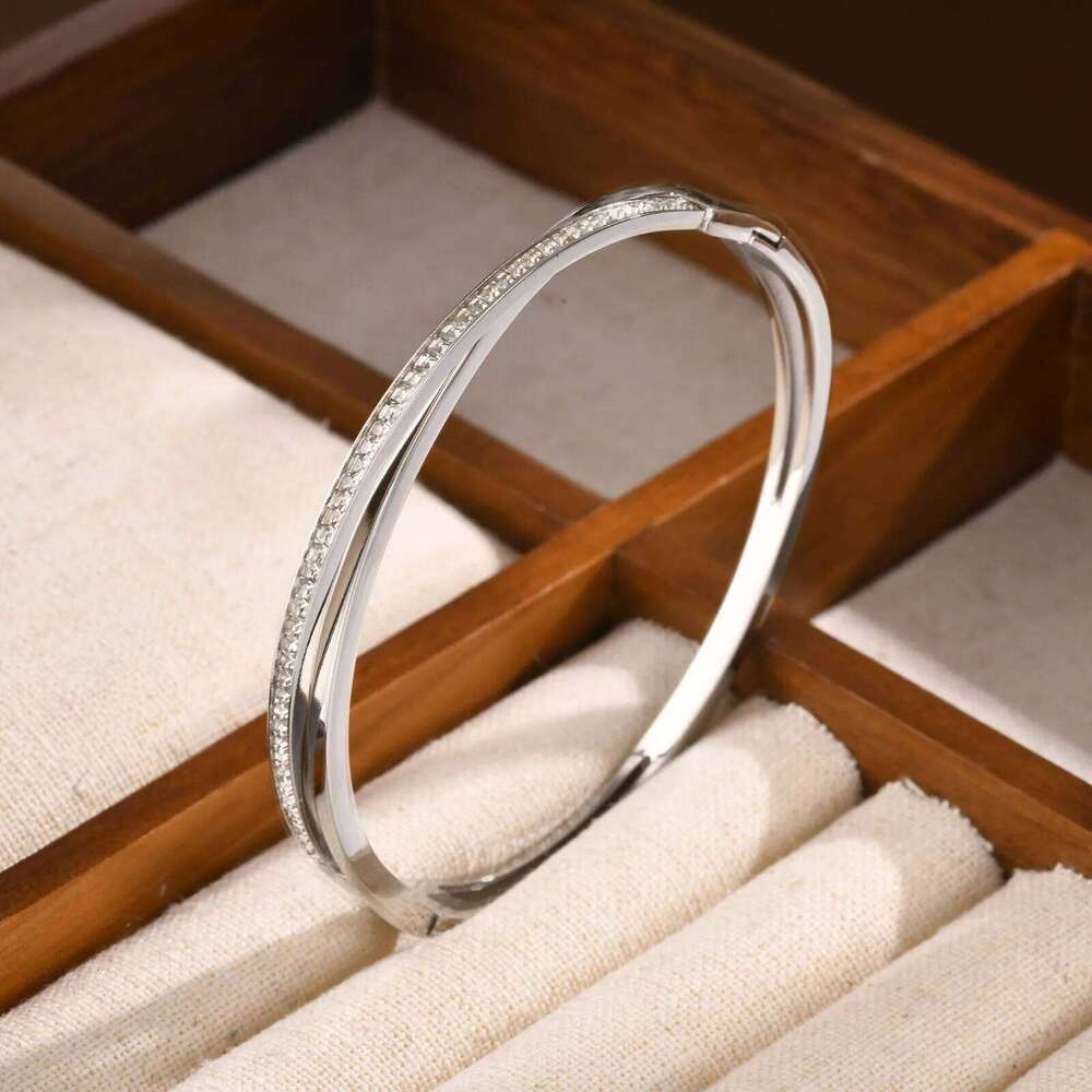 New Style Crossover Zirconia Bracelet Bangle for Women Sparkly Bridesmaid Wedding Jewelry Gifts Z260123