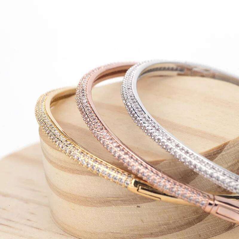 New Luxury Wedding Party Jewelry Top Quality Gifts Women For Men Fashion Bangle Z260123