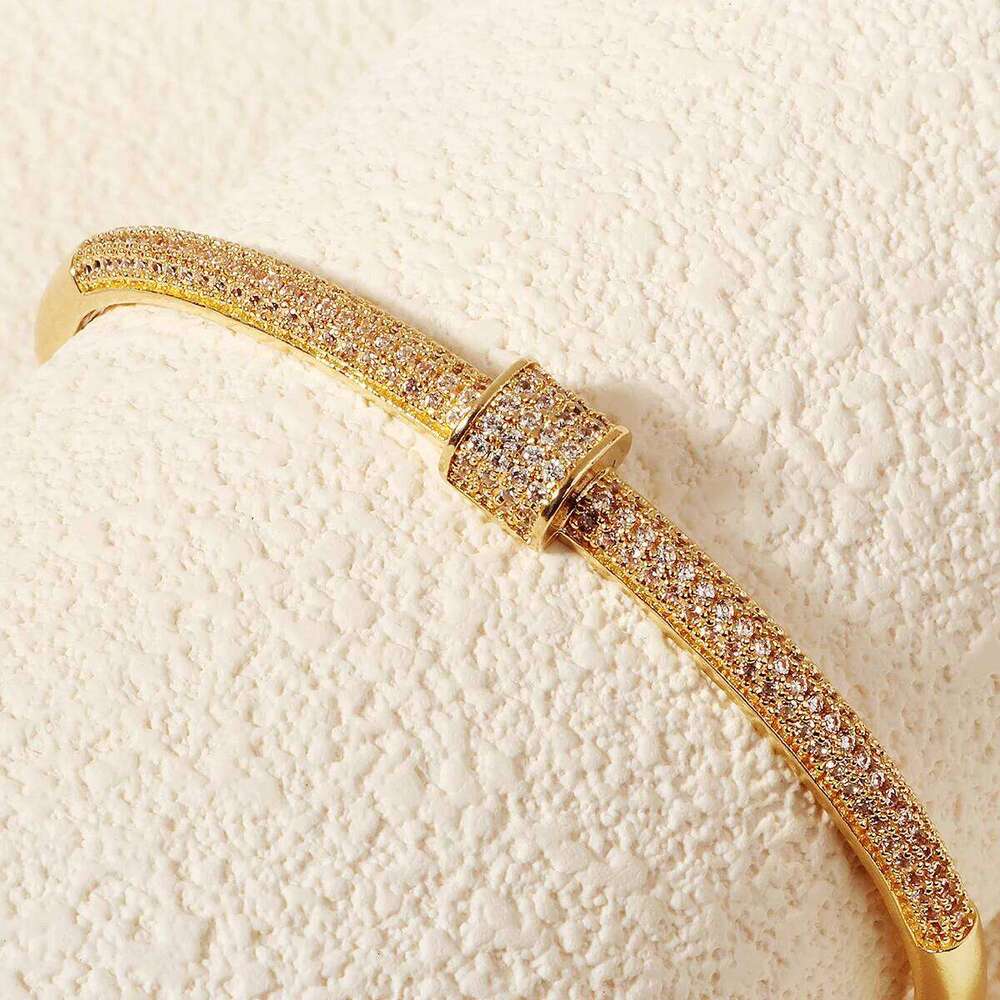 Golden Waist-Shaped Rolled-Ring Copper Zirconium Bracelet Trendy Handmade Exquisite Bangles Daily Jewelry Accessories As Gifts Z260123