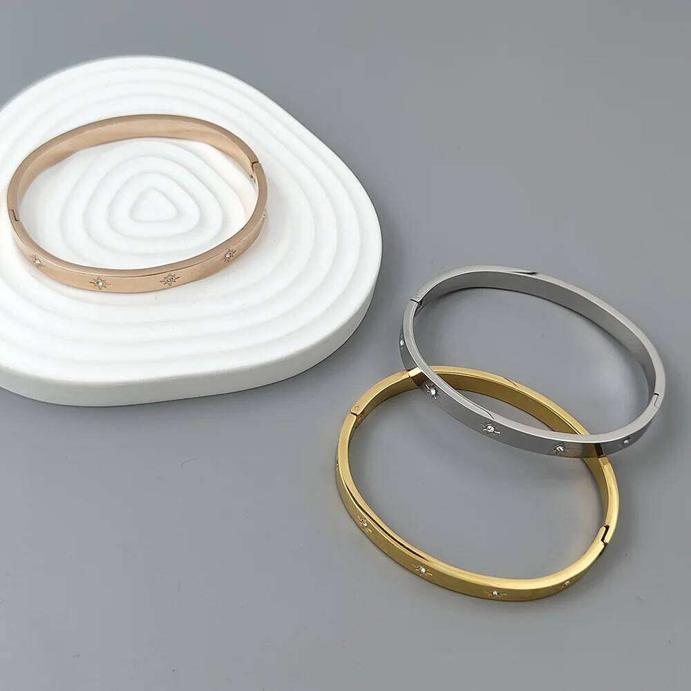 Classic sunlight zircon stainless steel gold-plated women's high quality waterproof metal bracelet, party jewelry Z260123